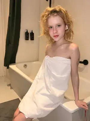 Daisy profile picture